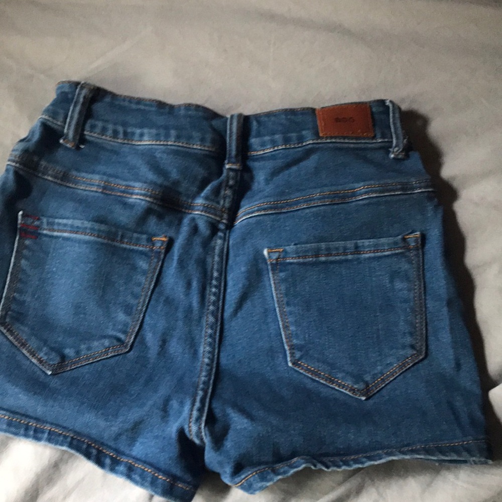 Shorts - Picture 2 of 2